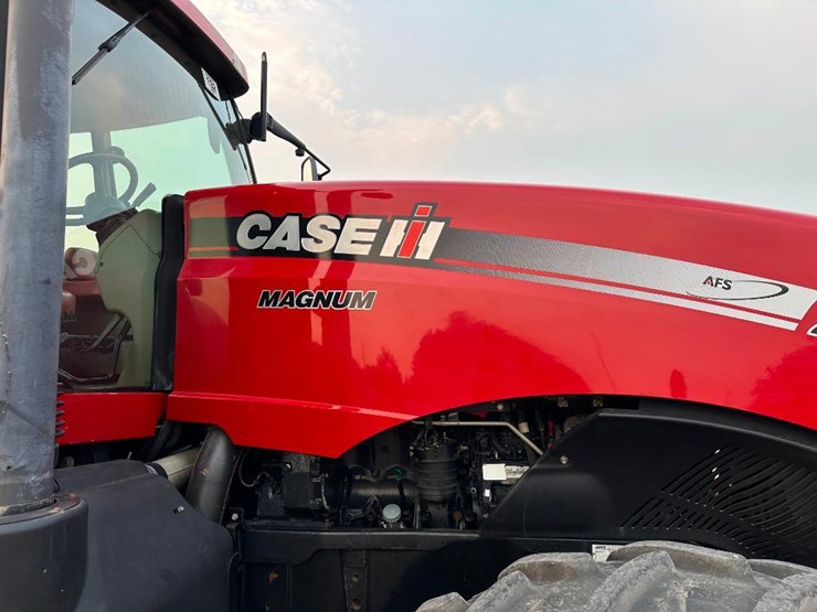 2012-case-ih-magnum-260-image-28