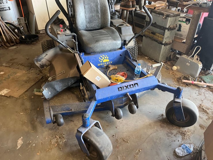 dixon-grizzly-mower-image-2