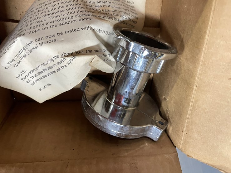 #2099-•-new-nos-and-used-dealership-car-parts-(pr8)-image-21