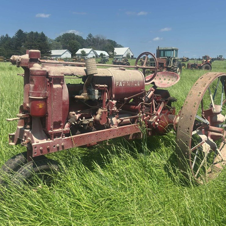 Farmall F12