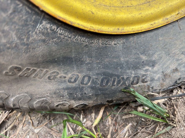 john-deere-x300-image-70