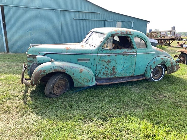 1939-pontiac-image-3