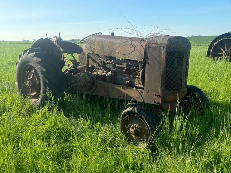 co-op-tractor-image-7
