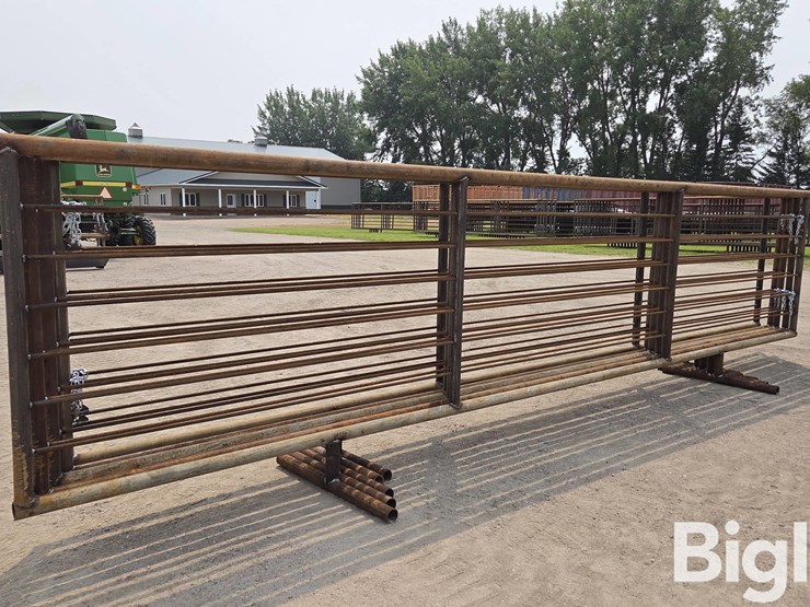 24'-free-standing-panels-(bid-per-unit)-image-3