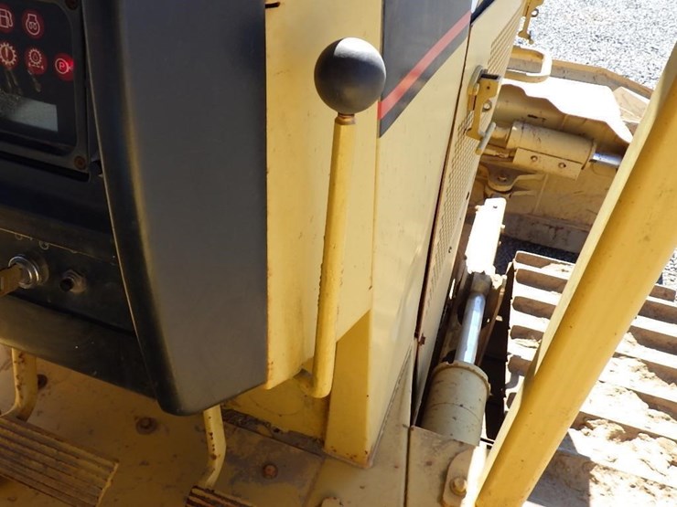 2001-caterpillar-d5m-xl-image-28