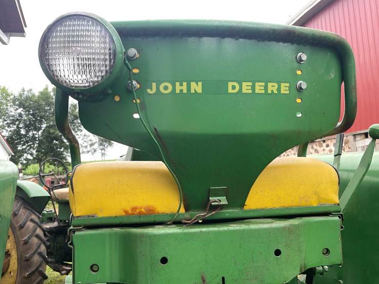 #6685-•-1959---1960-john-deere-tractor-image-9