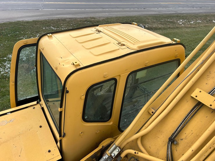 2000-deere-330-lc-image-44