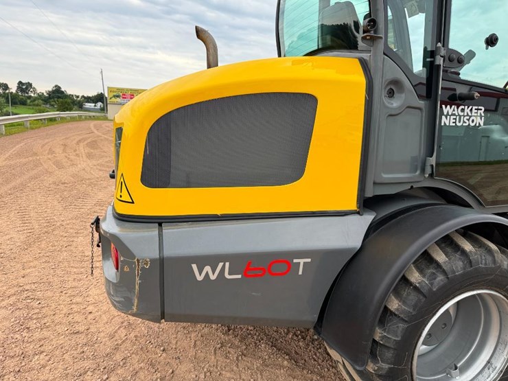 2015-wacker-neuson-wl60t-image-26