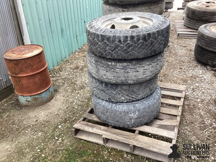 245/75r17-tires-&-rims-image-10