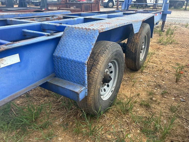2011-5'-x-22'-t/a-gooseneck-trailer-image-12