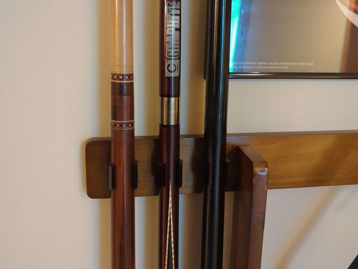 sportcraft-pool-table-lot-with-sticks-and-pool-hanger---84”-bumper-to-bumper-image-10