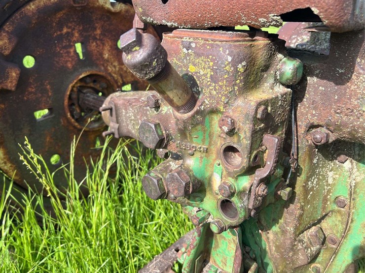 john-deere-model-b-image-40