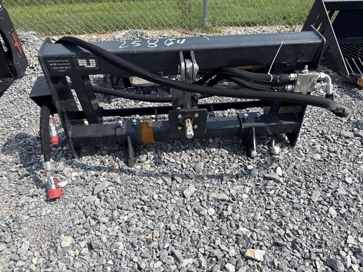 land-honor-skid-steer-to-three-point-hitch-pto-image-1
