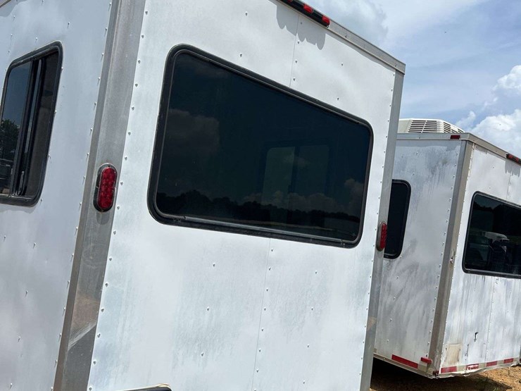 arising-80"-x-16'-t/a-enclosed-trailer-image-3