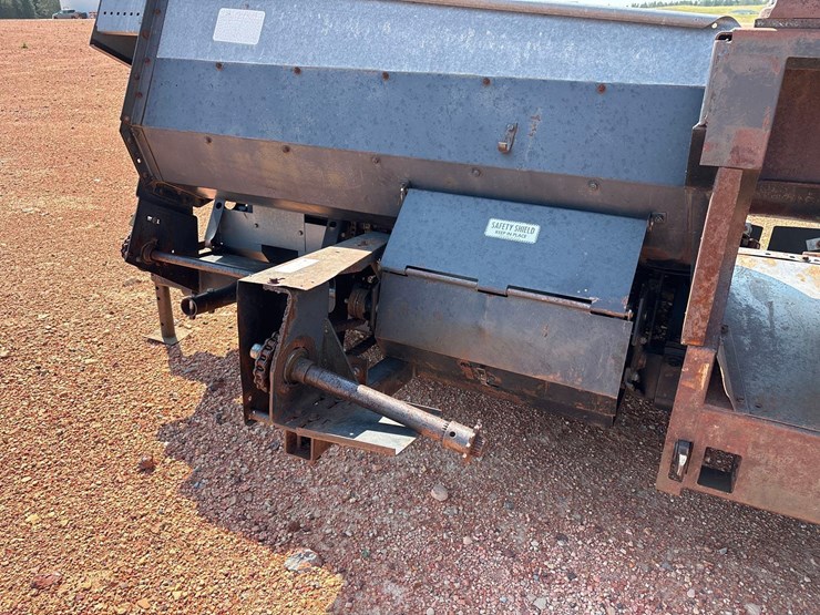allis-chalmers-630a-corn-head-image-12