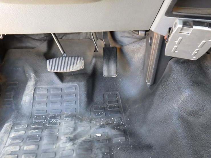 2014-ford-f450-image-24
