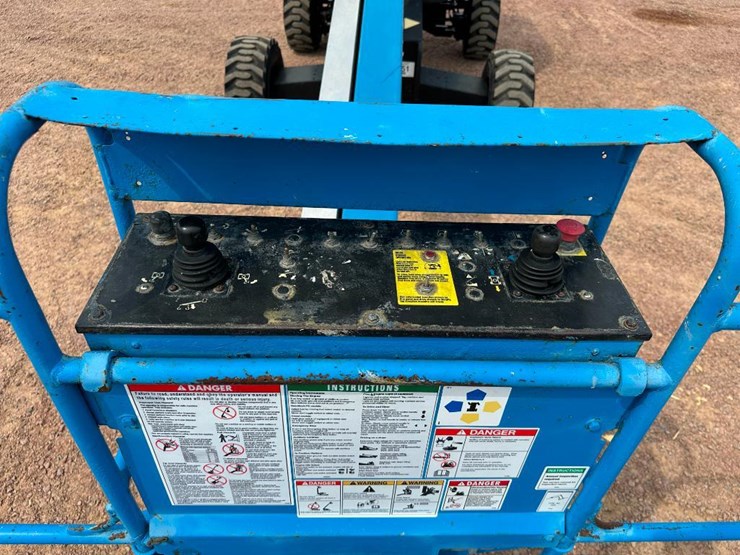 2008-genie-s40-image-37