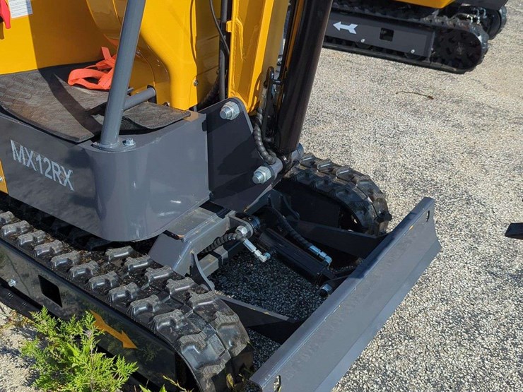 cfg-industrial-mini-excavator---mx12rx-(2025)-image-4