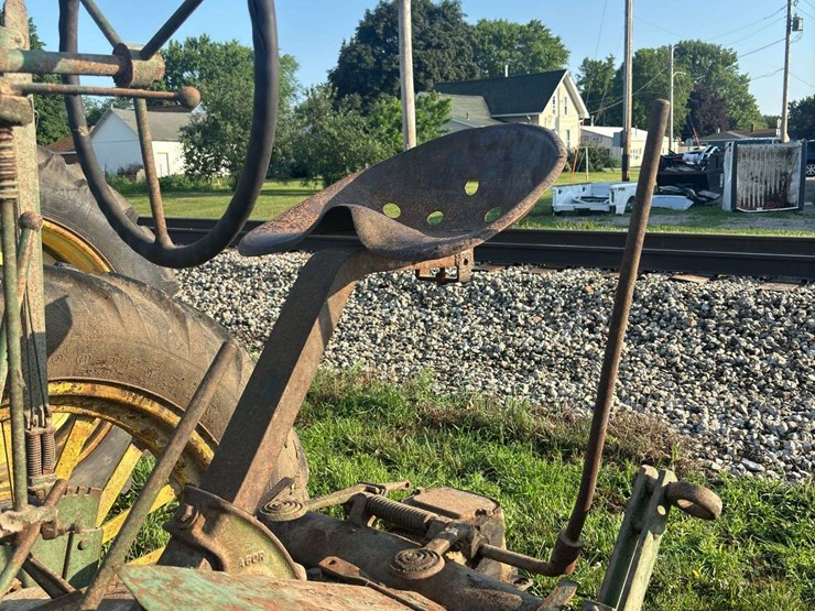 john-deere-model-a-image-37