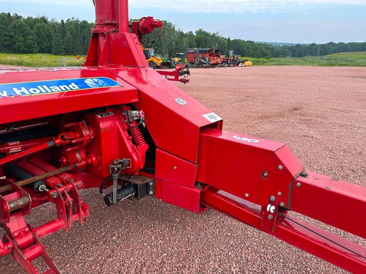 2013-new-holland-fp230-image-17