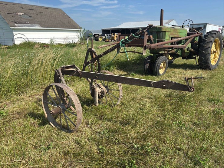 john-deere-subsoiler-image-2