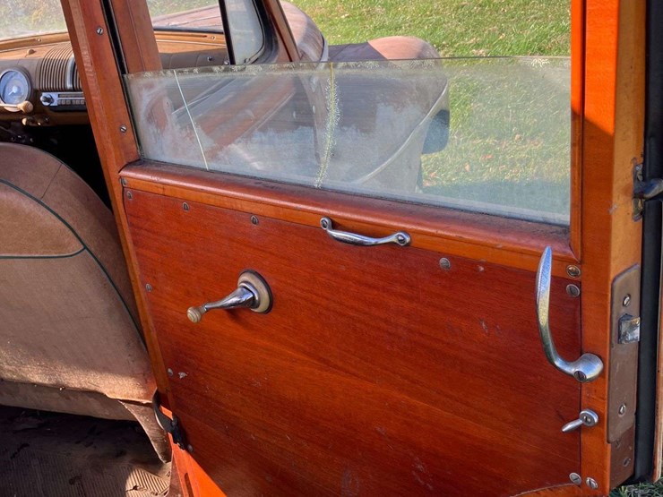 original-1948-ford-woody-image-23