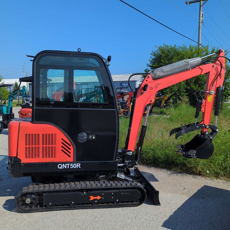 28 HP - CFG Industrial Mini Excavator Enclosed Cab - QNT50R - (2025)