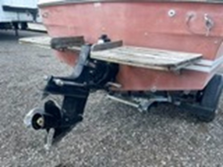 #6340-•-century-22'-boat-(no-title)-image-12