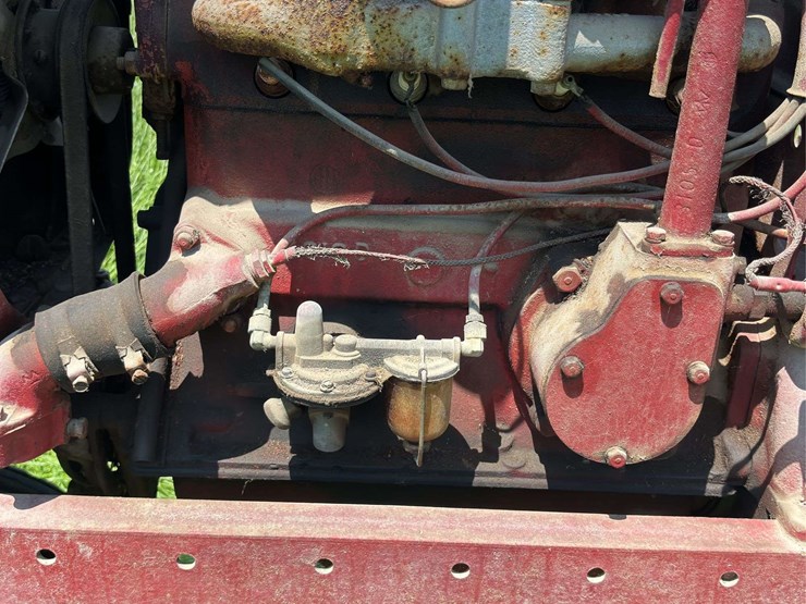 farmall-f12-image-28