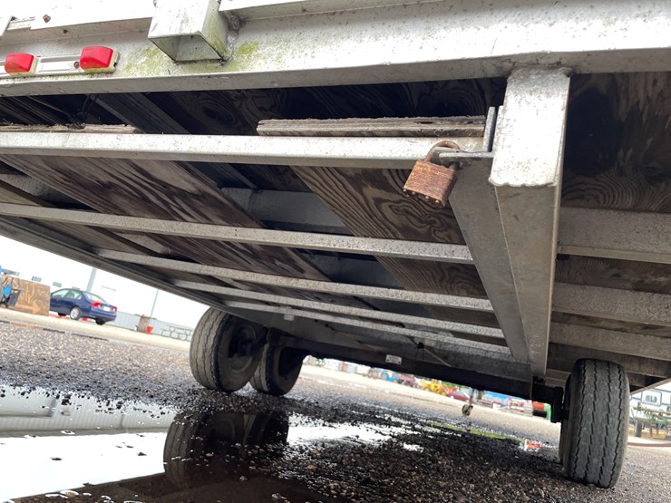 #6349-•-r&r-18'-aluminum-snowmobile-trailer-(no-title)-image-16