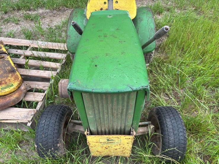 john-deere-110-image-9