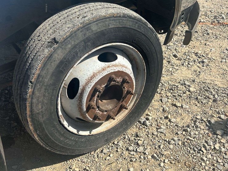 ford-f550-image-17