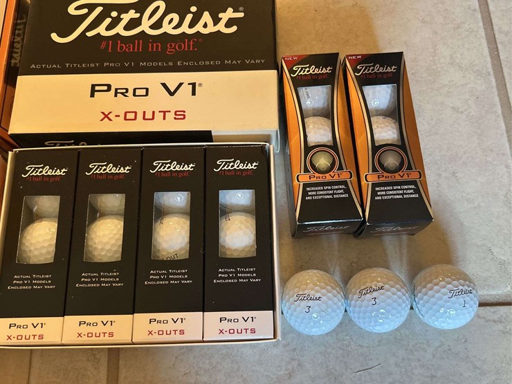 lot-of-titleist-pro-v1-balls-image-3