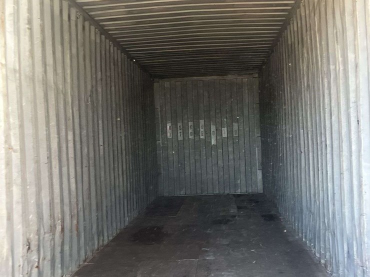 40’-shipping-container-image-24