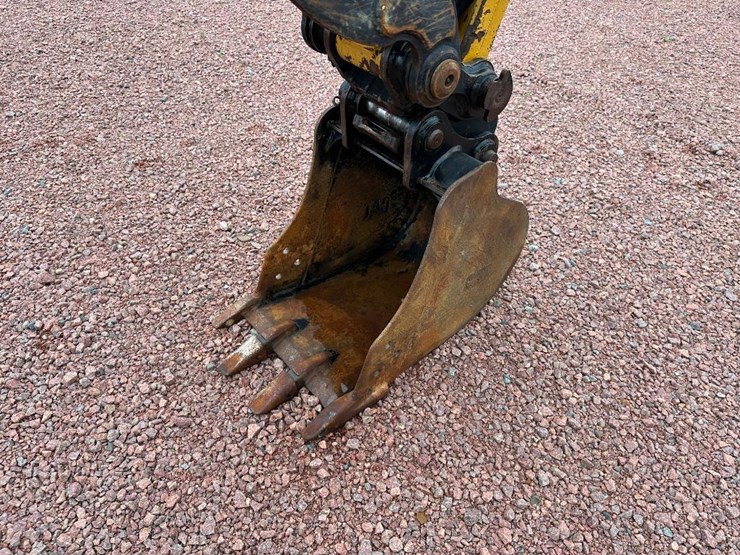 2019-caterpillar-303.5e2-cr-image-37