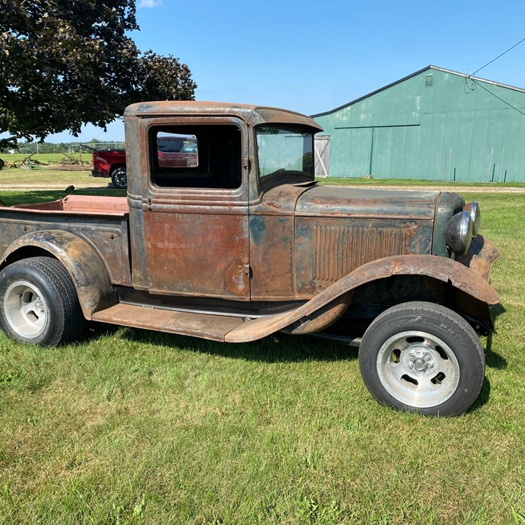 1932 Ford Rat Rod Pickup Truck - With Title
