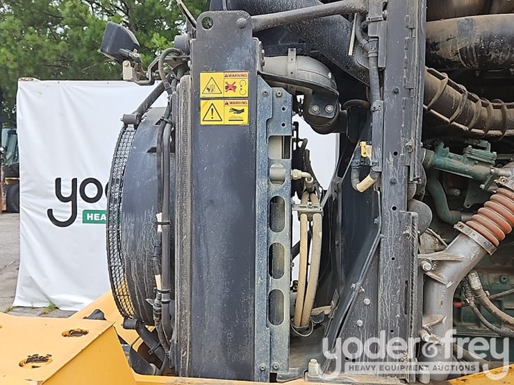 2019-volvo-l60h-image-36