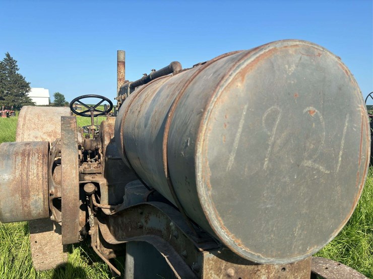 mccormick-deering-titan-10-20-image-12