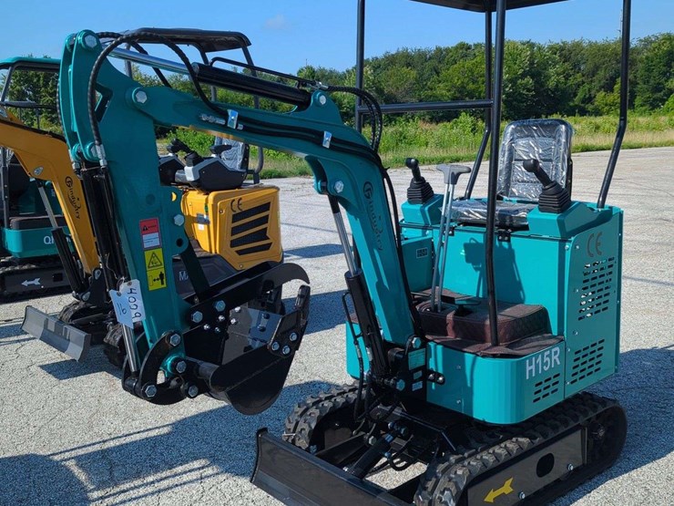 cfg-industrial-mini-excavator---h15r---(2025)-image-1