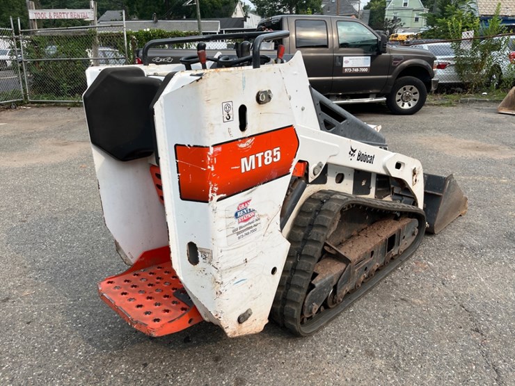 2020-bobcat-mt85-image-6