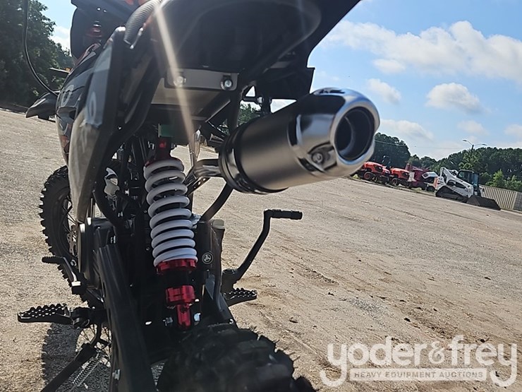 unused-db17-dirt-bike,-gvwr-400-lbs-image-16