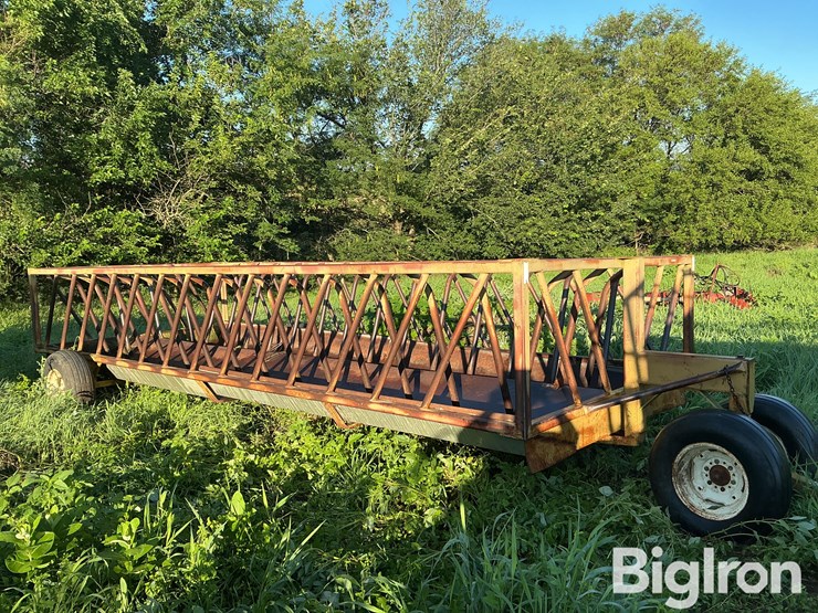 elk-creek-manufactuting-portable-hay-feeder-image-3
