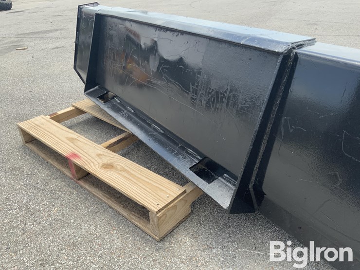 72"-skid-steer-bucket-image-10