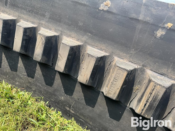 goodyear-30"-quad-track-track-image-15