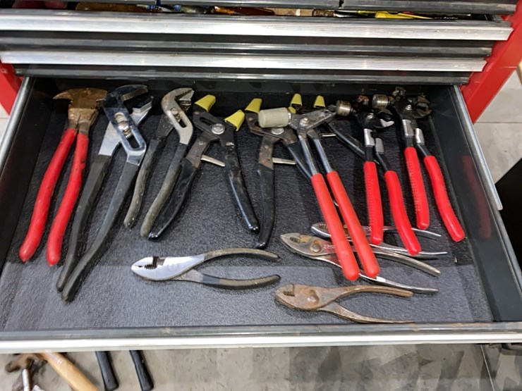 craftsman-tool-box-with-tools-image-6