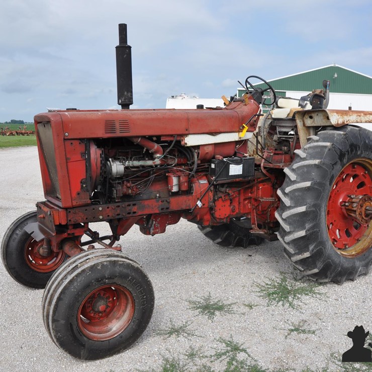 INTERNATIONAL 756