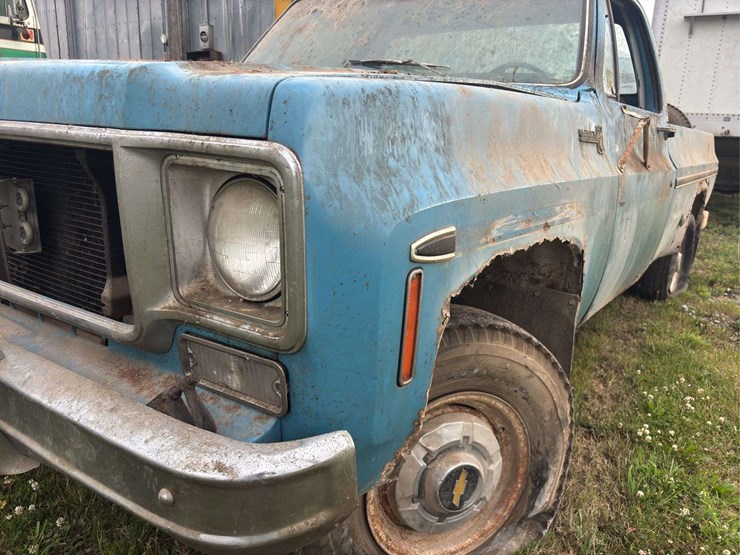 chevrolet-scottsdale-3/4-ton-4wd-image-11