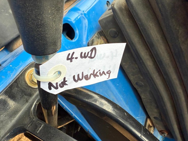 2010-new-holland-boomer-30-image-38