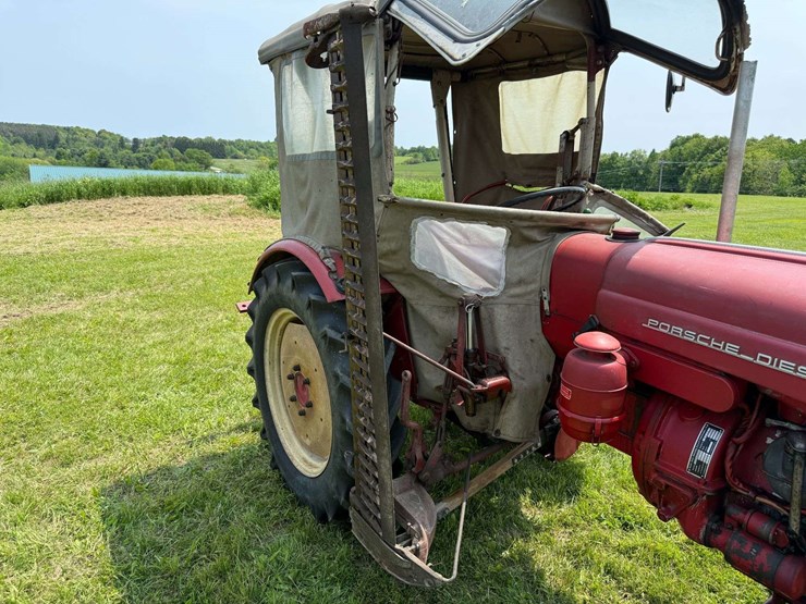 porsche-standard-2-cylinder-1-owner-original-image-23