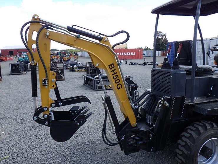 2025-agt-bh50g-loader-backhoe-image-11